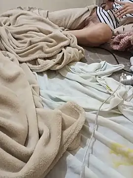 Maniasefetiches Adlı Modelin Canlı XXX Sohbeti