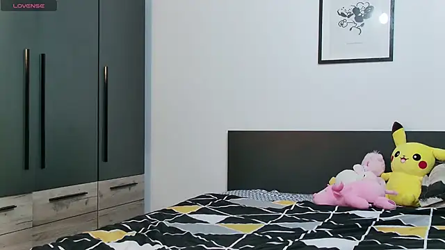 Živý XXX chat miaastarr