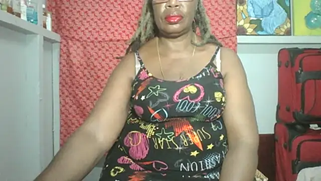 pink69pussy's Webcam Show
