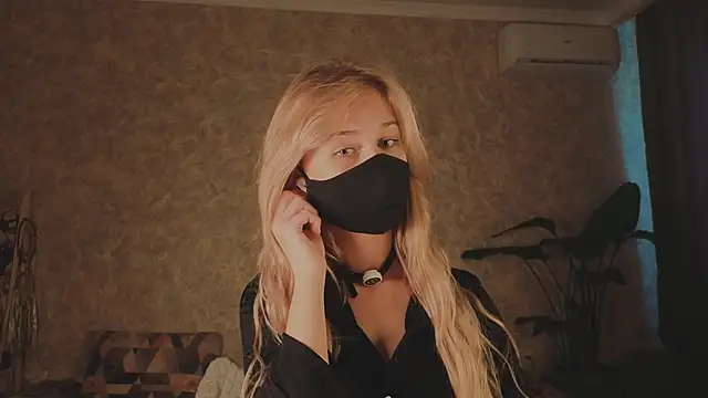 EternalOphelia 即時 XXX 聊天