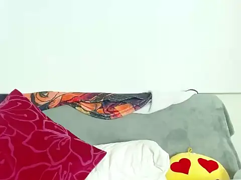 Violet_Donell élő XXX-chatje