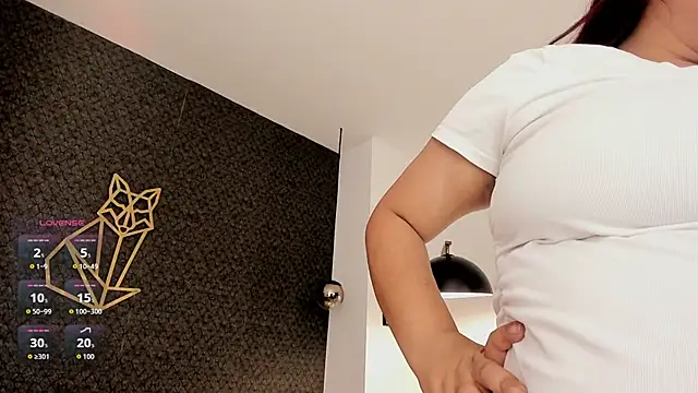 Nina_voss' Live XXX Chat