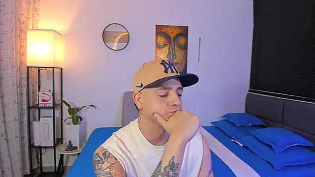 alejandro_calderon1n Live XXX chat