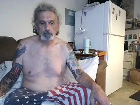 Harley1414Vicky Show in webcam