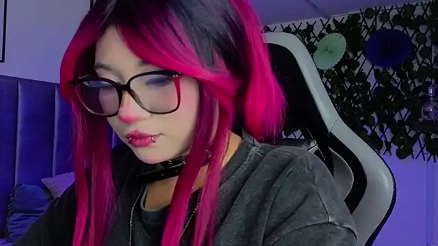 Kitty_Gang Chat XXX in diretta
