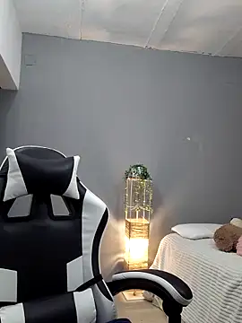 __Emma__11__Lecat_'s Live XXX Chat