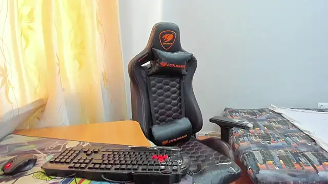 XXX chat uživo modela iliaskrislove