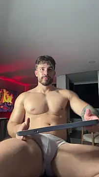 Valenthino_Salvatore's Live XXX Chat