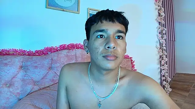 Вебкам-шоу noa_hot69
