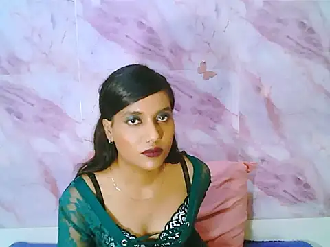 IndianSkies' Live XXX Chat