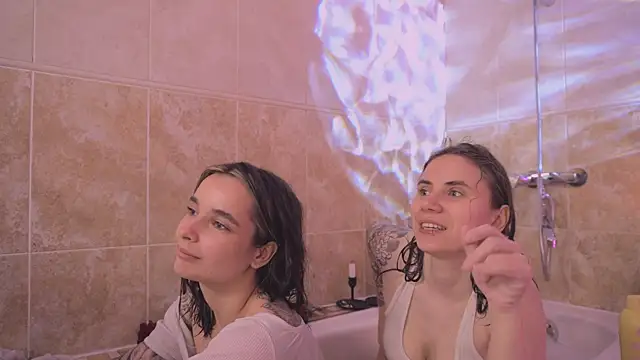 Онлайн чат XXX Bella_Alita