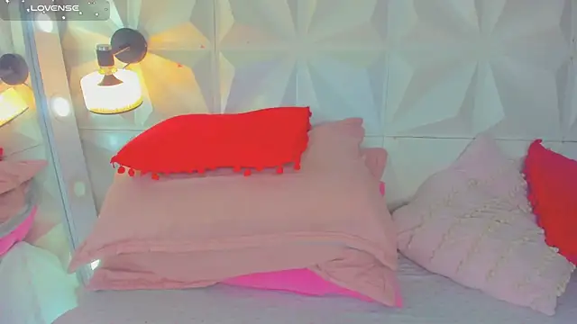 cute_latinaxxx 即時 XXX 聊天