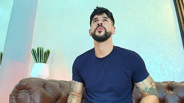 Petesevans Adlı Modelin Canlı XXX Sohbeti