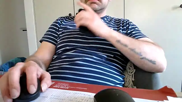 mrbigballs Pertunjukan Webcam