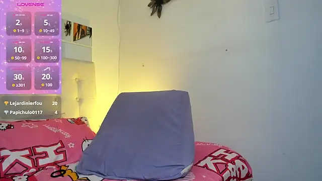 MiaEvans0のライブXXXチャット