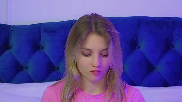StacyEvances' Live XXX Chat