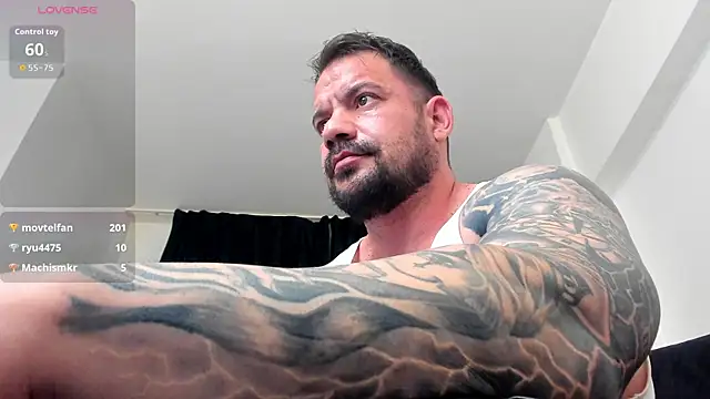 musclemonster31n Live XXX chat