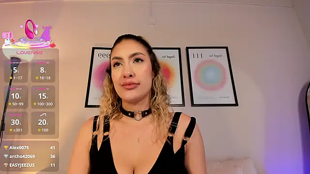 دردشة AriaMuse الجنسية المباشرة