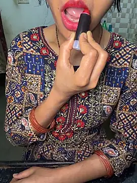 XXX chat uživo modela Miya_bibi