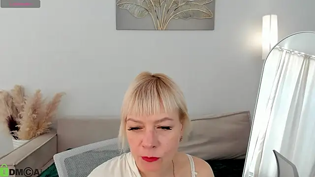 Ann_Annise Chat XXX in diretta