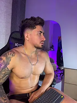 Czat XXX na żywo – Brad_Summer