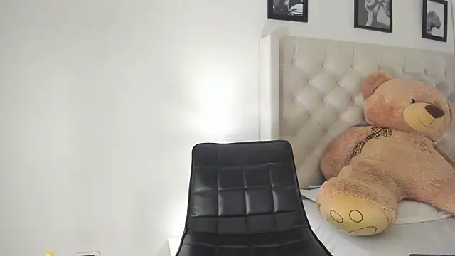 Melisa_Ebony Adlı Modelin Canlı XXX Sohbeti