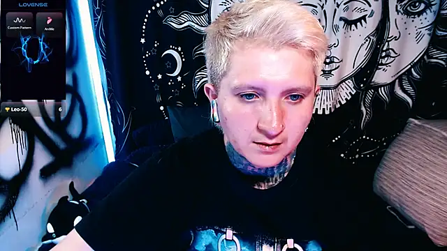 Marieblueeyes Webcam Show
