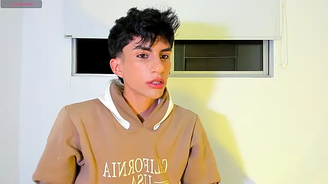 Erick_Velveth Live XXX-Chat