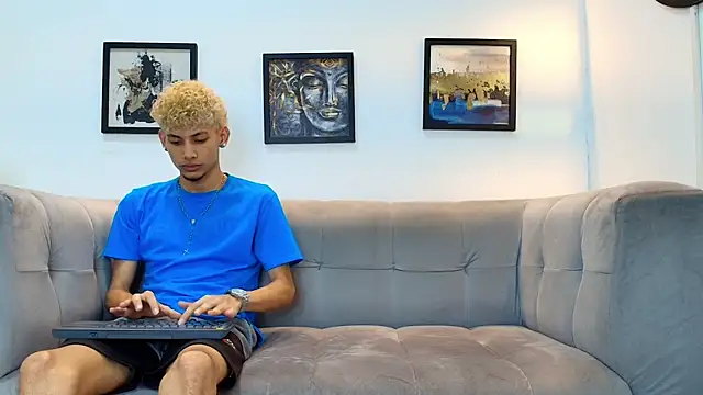 YOUNG_BOYS_HELL 网络视讯表演
