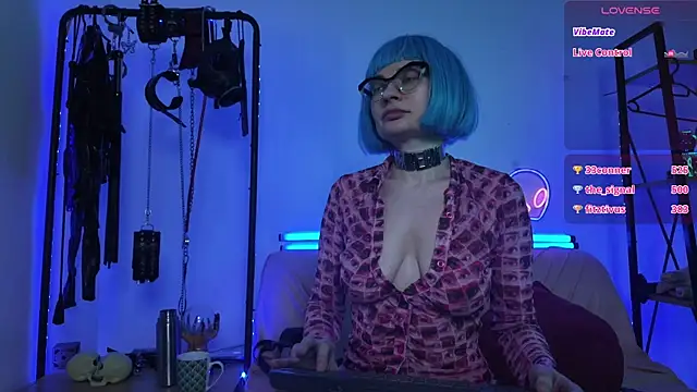 Chat +18 de CyberXGoddess ao vivo