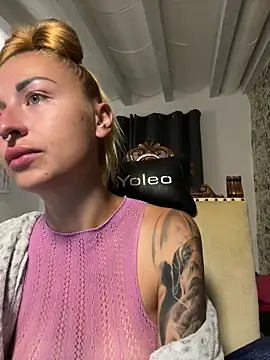 kylie_blck Chat XXX in diretta