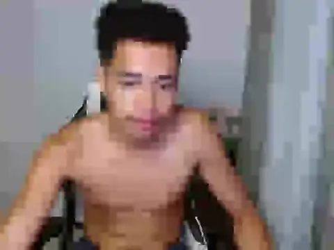 curlyasian_njxx Adlı Modelin Canlı XXX Sohbeti