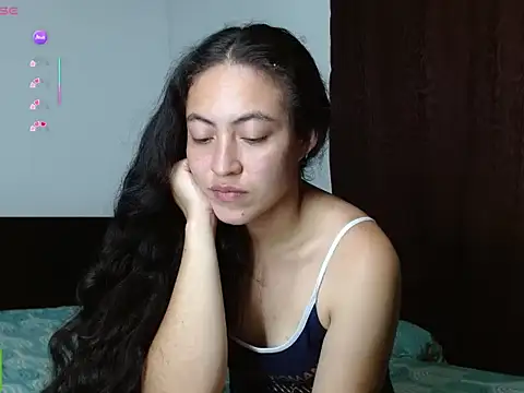 Amitlu_'s Live XXX Chat