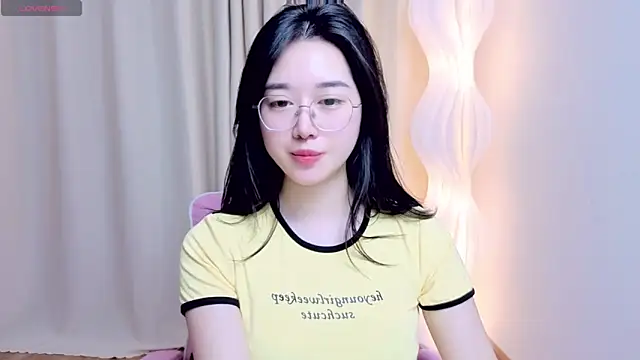 Miu-999's Live XXX Chat