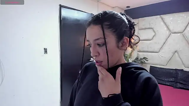 Julieta_Slav3 Live XXX-Chat