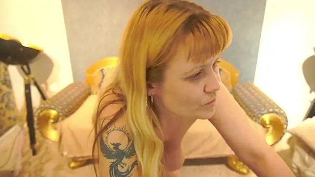 BellaLaPetit's Live XXX Chat