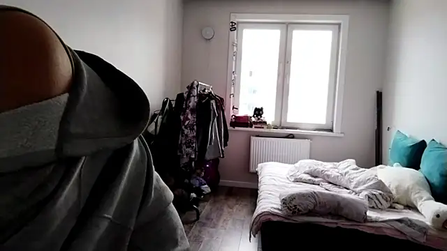 AdelineCanup's Live XXX Chat