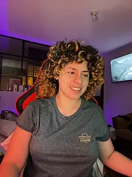 Chat +18 de HUMANXTHING ao vivo