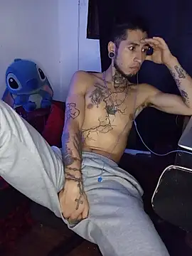 Tattoboy19cm élő XXX-chatje