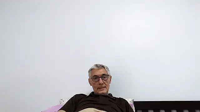 BIGUNCUTHARDCOCK Live XXX-Chat