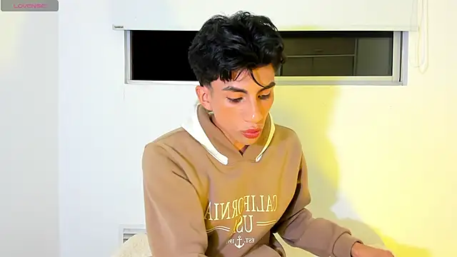 Erick_Velveth Live XXX-Chat