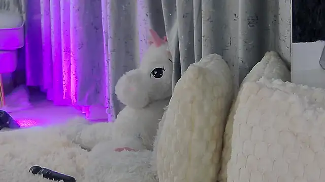 IsabelleEthan's Live XXX Chat