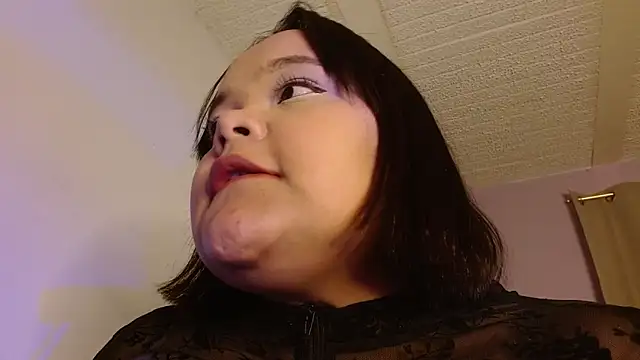 sexychubby___ Adlı Modelin Canlı XXX Sohbeti