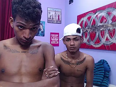 แชท XXX สดของ black_twinks