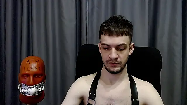 Chatroom XXX en direct de _Damien_thorn_