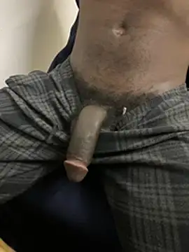 Callmebabyfa53's Webcam Show