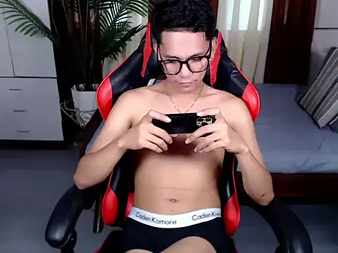 drinkmycumx Pertunjukan Webcam