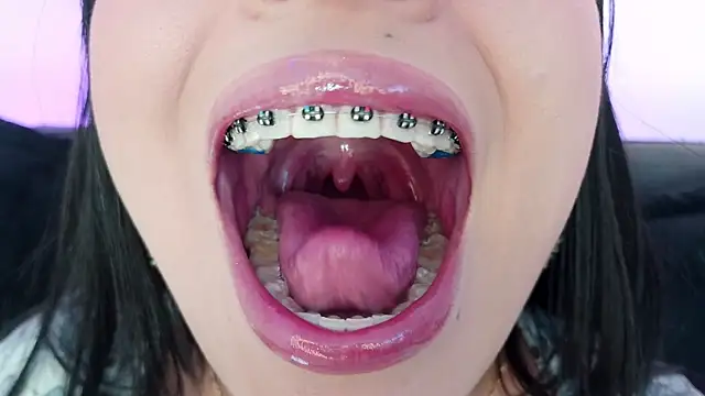 mia_roux1 라이브 XXX 채팅