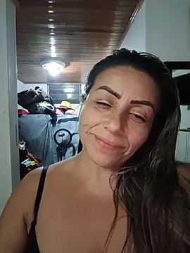 maynor_1998 live XXX chat