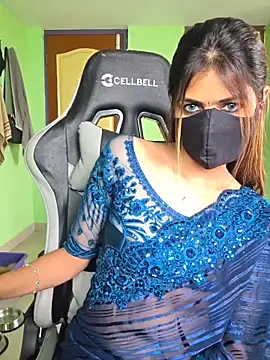 Isha_Sax লাইভ XXX চ্যাট